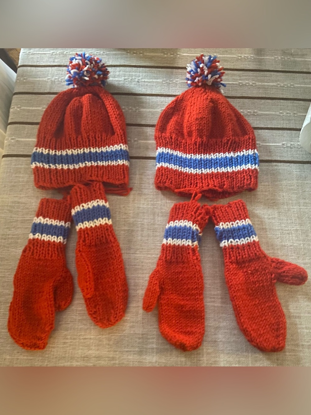 Handmade Kids Montreal Canadiens Pom Pom Hat and Mittens Set